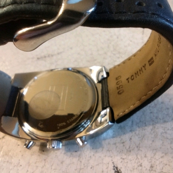 Men's Tommy Hilfiger chronograph stop watch as new - Picture 8 of 8